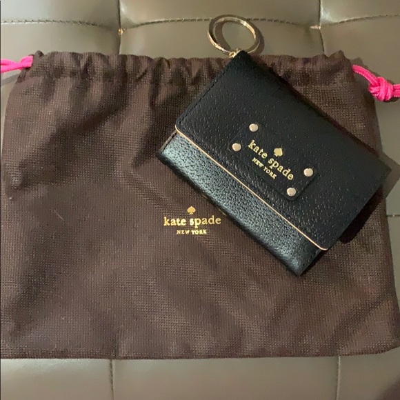 kate spade Accessories - 💝✨KATE SPADE WELLESLEY DARLA KEY CASE NWT✨💝